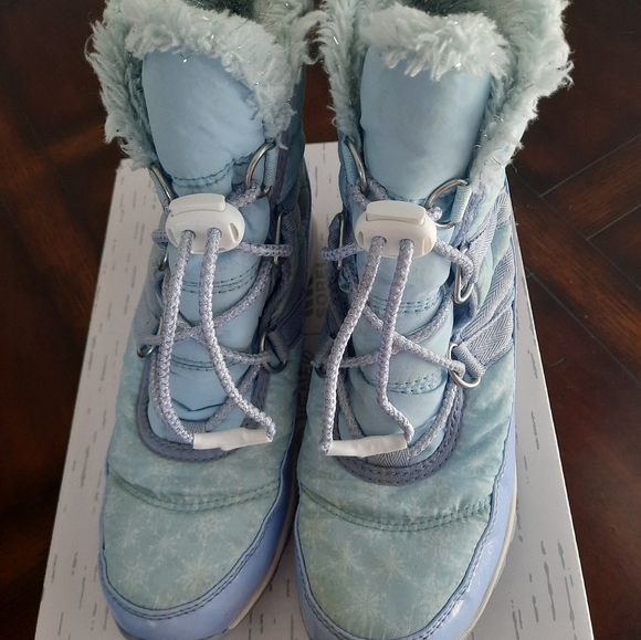 Girls Disney Frozen II Sorel Size 3 Waterproof Snow Boots - Picture 10 of 10